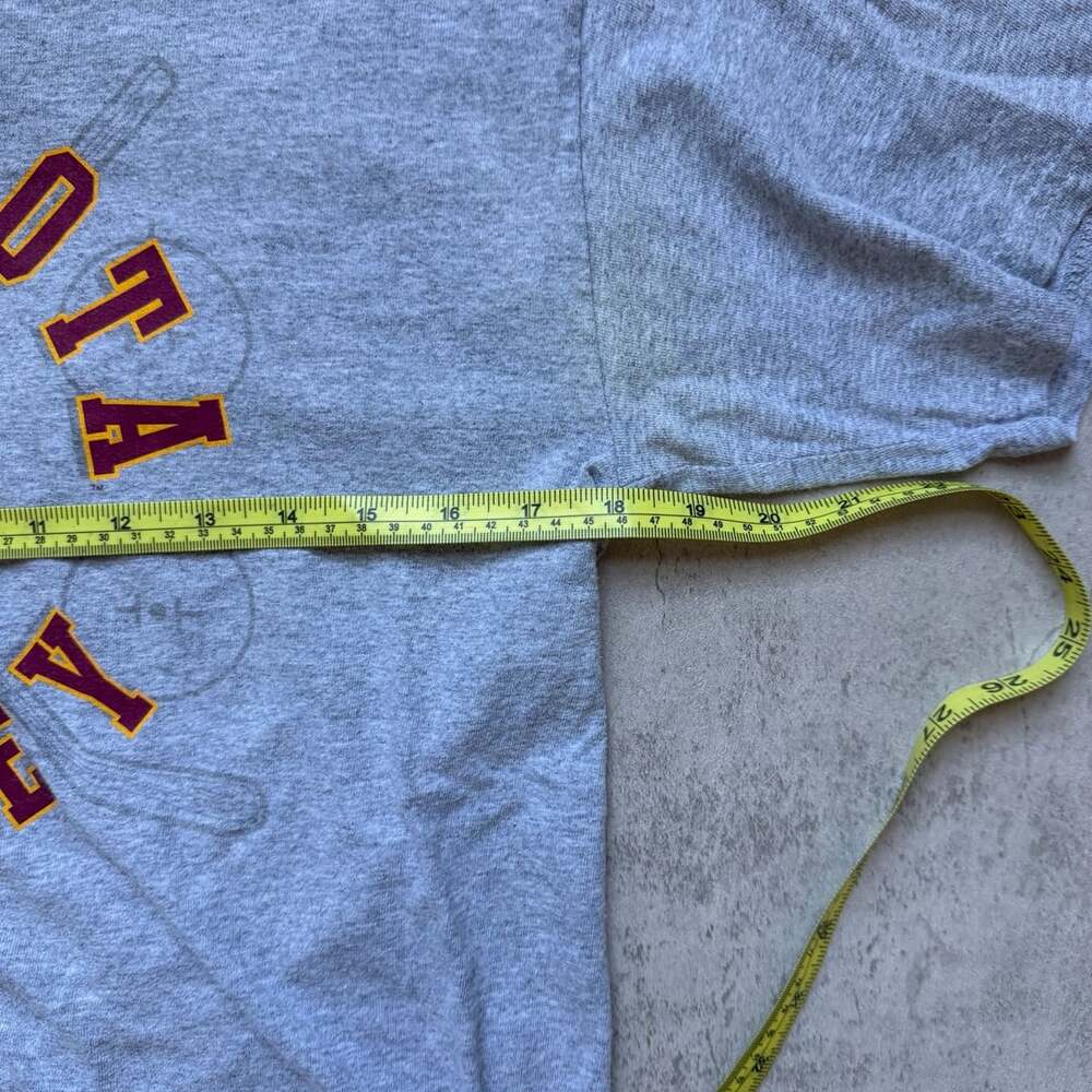 Vintage Gildan Minnesota Hockey T-Shirt Size M Gray - Picture 5 of 5